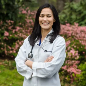 Emily Luisana, D.V.M